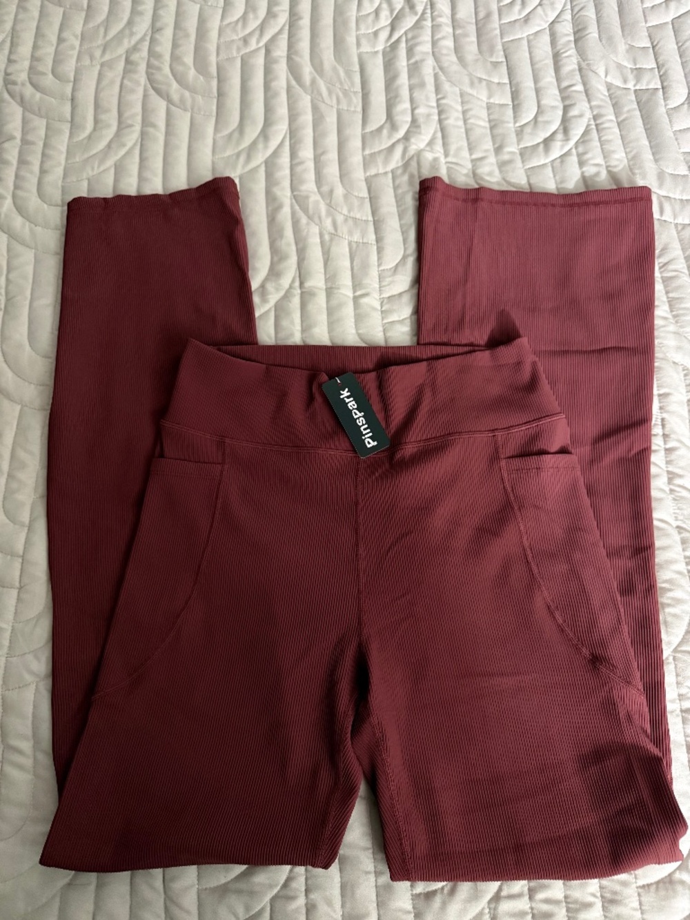 Nwt Pinspark flare legging